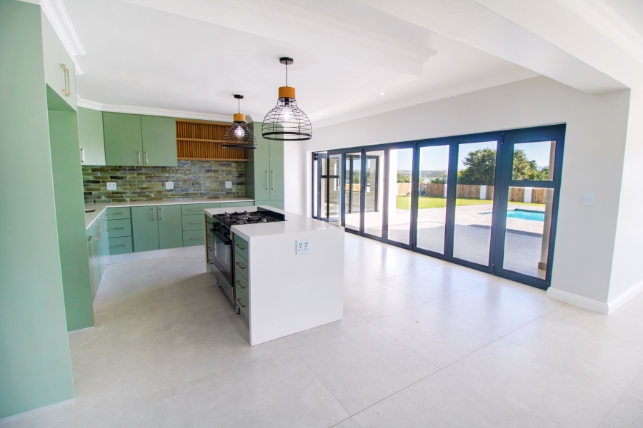 4 Bedroom Property for Sale in Kromme River Estate Eastern Cape